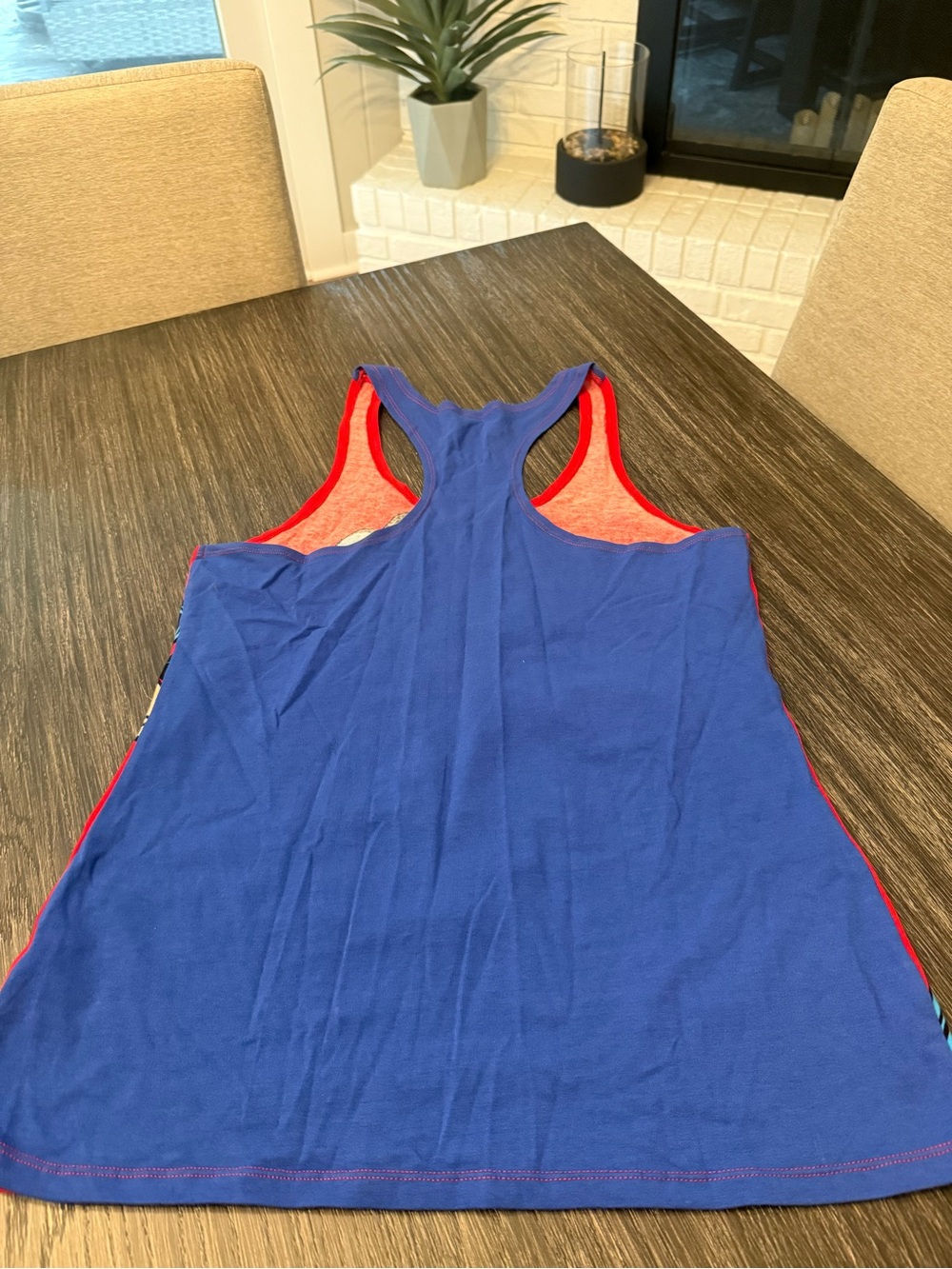 DC Comics Wonder Woman Red Graphic Racerback Tank - Picture 4 of 4